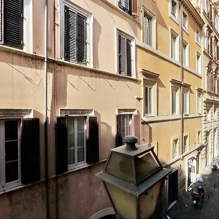 Mariposa * Rome